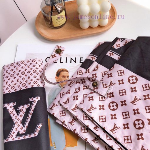 Louis Vuitton's beautiful color blocking designer created this piece with a unique design comz806gmb - Image 8