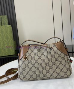 Gucci The GG shopping bag, with its distinctive GG pattern and striped ribbon, is a classic ex5abeo9