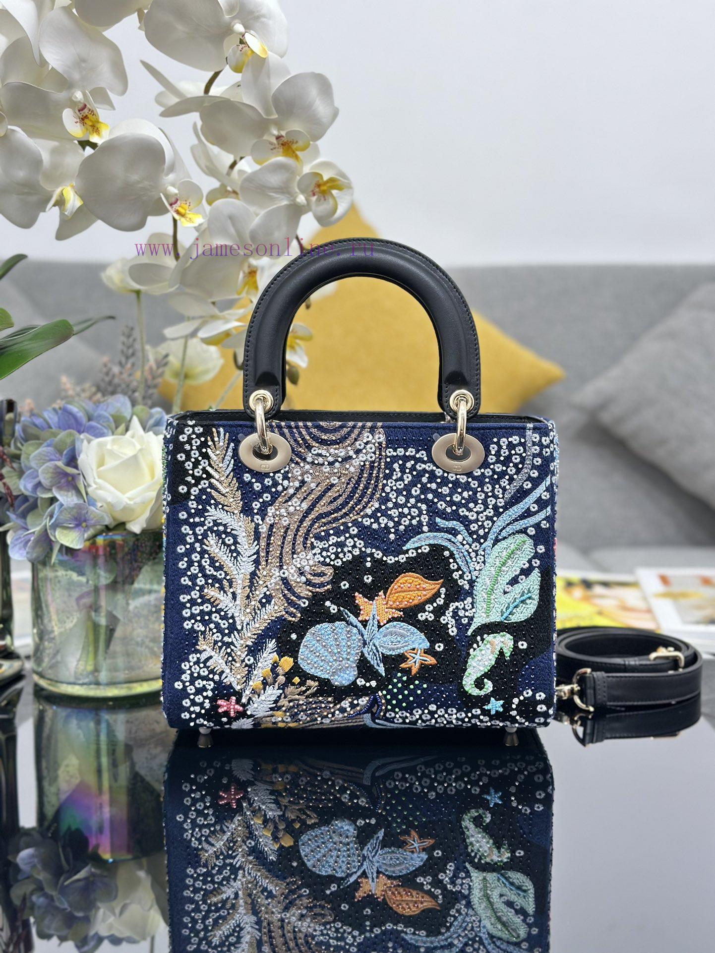 Lady Dior Five Panel Embroidered Underwater Beads Elegant And Beautiful Insights Fashionable An ns86vckm - Image 3