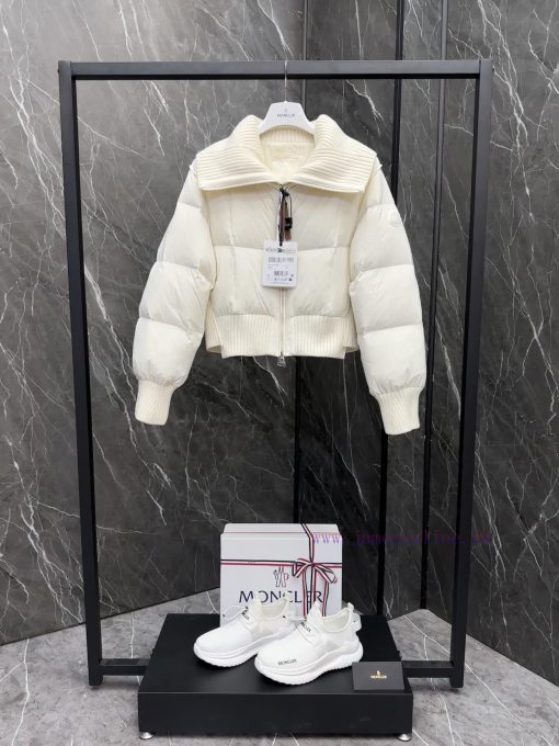 Moncler JadeiteMengkou 24 year new women's spliced fake two-piece short down jacketSize 1-4 4yfw3uje - Image 2