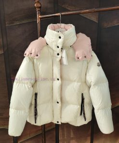 𝙈𝙊𝙉𝘾𝙇𝙀𝙍/𝙋𝙖𝙧𝙖𝙣𝙖Song Qian, Dilraba Same Style/Bread Down Jacket White PinkStyle code H20931sivh5ksy