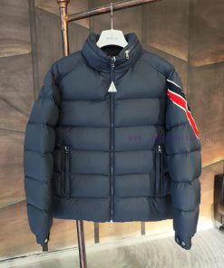 Solayan Sleeve Ribbon Style Goose Down Ultra Lightweight Down Jacket with Storage Function Hyc17n4jb