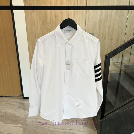 𝐓𝐇𝐎𝐌𝐁𝐑𝐎𝐖𝐍𝐄 | Tom Brown/Four Bar Ribbon ShirtTB Four Bar Ribbon Shirt UnisexColor scheme: blu4ddfi60k