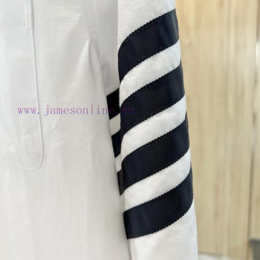 𝐓𝐇𝐎𝐌𝐁𝐑𝐎𝐖𝐍𝐄 | Tom Brown/Four Bar Ribbon ShirtTB Four Bar Ribbon Shirt UnisexColor scheme: blu4ddfi60k - Image 5