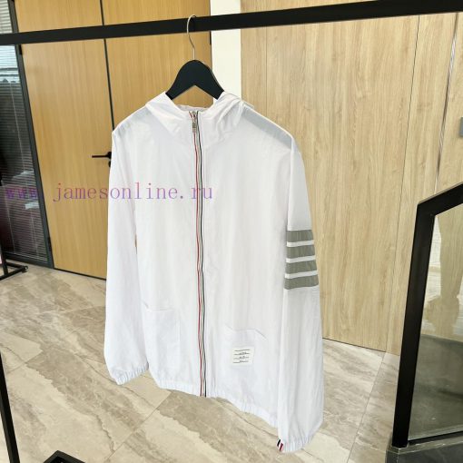 𝐓𝐇𝐎𝐌𝐁𝐑𝐎𝐖𝐍𝐄 Tom Brown | Classic Four Bar Sunscreen ClothesTB Classic Four Bar Sunscreen Cloth7ergorzb - Image 3