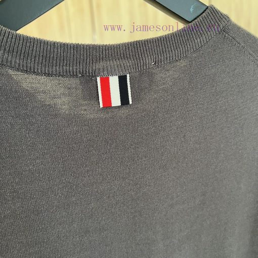 𝐓𝐇𝐎𝐌𝐁𝐑𝐎𝐖𝐍𝐄 Tom Brown | Dog Knitted Short SleeveTB puppy knitted short sleeved unisexColor scx6y0g8ii - Image 9