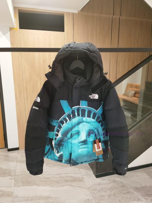 𝙎𝙪𝙥𝙧𝙚𝙢𝙚 𝙓 𝙏𝙝𝙚 𝙣𝙤𝙧𝙩𝙜𝙛𝙖𝙘𝙚Top original version insists on high-endSupreme FW19 Week 10 X The Nwaieuf40 - Image 7