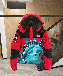 𝙎𝙪𝙥𝙧𝙚𝙢𝙚 𝙓 𝙏𝙝𝙚 𝙣𝙤𝙧𝙩𝙜𝙛𝙖𝙘𝙚Top original version insists on high-endSupreme FW19 Week 10 X The Namqyawsd