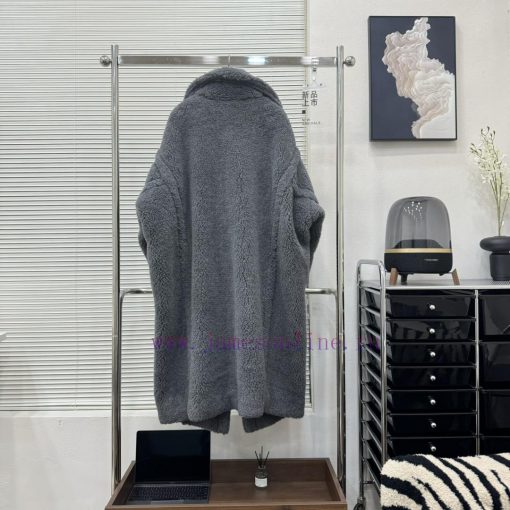 Authentic Core Private Message Full Set Packaging with Hanger 𝐌𝐚𝐱𝐌𝐚𝐫𝐚𝐌𝐚𝐝𝐚𝐦𝐞 Series Teddy Bea8i25six0 - Image 4