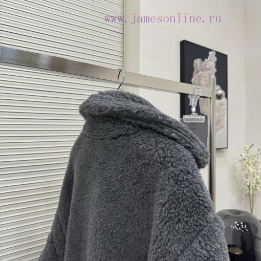 Authentic Core Private Message Full Set Packaging with Hanger 𝐌𝐚𝐱𝐌𝐚𝐫𝐚𝐌𝐚𝐝𝐚𝐦𝐞 Series Teddy Bea8i25six0 - Image 7