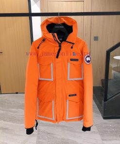 𝘾𝘼𝙉𝘼𝘿𝘼 𝙂𝙊𝙊𝙎𝙀𝙭𝙊𝙑𝙊 🦉CANADA GOOSExOVO collaboration/Canada Goose Owl collaboration limited edihsmkw52y