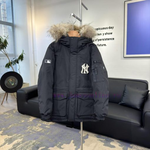 Authentic grade𝗠𝗹𝗕 New York Yankees logo big fur collar workwear down jacket/men's and women9ceycxq6 - Image 2