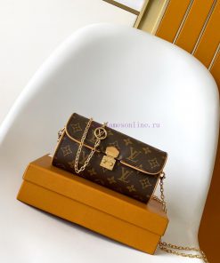 Louis Vuitton Bags 163 M13566 This Pochette Camille Handbag Is Made Of Louis Vuitton MONOGRAM Canvas Paying Tribut 3qncpyua