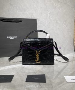 Yves Saint Laurent Bags NEWThe other design of the CASSANDRA mini handbag series is its rotating metal buckle, which ios1s5bh