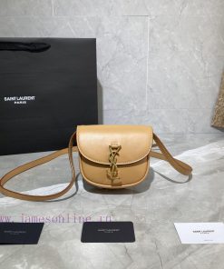 Yves Saint Laurent Bags 𝟮𝟬𝟮𝟬 Summer new models 𝐊𝐚𝐢𝐚𝐌𝐢𝐧𝐢In the summer of 2020, a new saddle shaped bag 𝑲𝒂𝒊𝒂 was launc osd3aucu