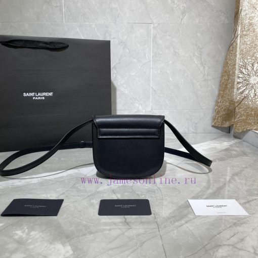 Yves Saint Laurent Bags 𝟮𝟬𝟮𝟬 Summer new models 𝐊𝐚𝐢𝐚𝐌𝐢𝐧𝐢In the summer of 2020, a new saddle shaped bag 𝑲𝒂𝒊𝒂 was launc bnxwhu6j - Image 3