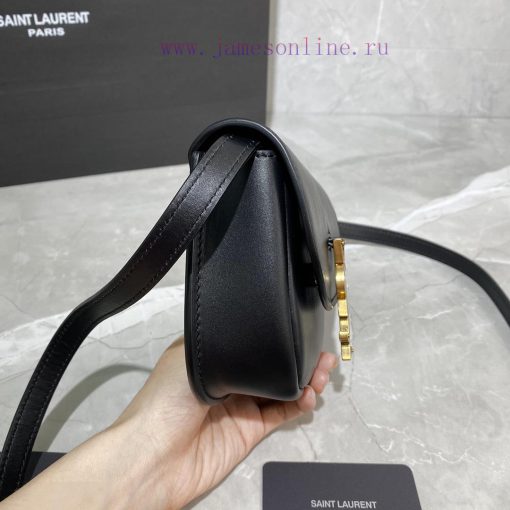 Yves Saint Laurent Bags 𝟮𝟬𝟮𝟬 Summer new models 𝐊𝐚𝐢𝐚𝐌𝐢𝐧𝐢In the summer of 2020, a new saddle shaped bag 𝑲𝒂𝒊𝒂 was launc bnxwhu6j - Image 6