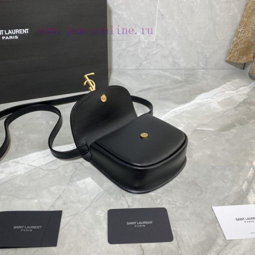 Yves Saint Laurent Bags 𝟮𝟬𝟮𝟬 Summer new models 𝐊𝐚𝐢𝐚𝐌𝐢𝐧𝐢In the summer of 2020, a new saddle shaped bag 𝑲𝒂𝒊𝒂 was launc bnxwhu6j - Image 8