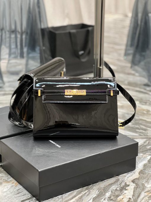 Yves Saint Laurent Bags 𝑴𝒂𝒏𝒉𝒂𝒕𝒕𝒖 Black patent leather gold buckle_The latest revision of the Manhattan baguette bag bbzb9xef