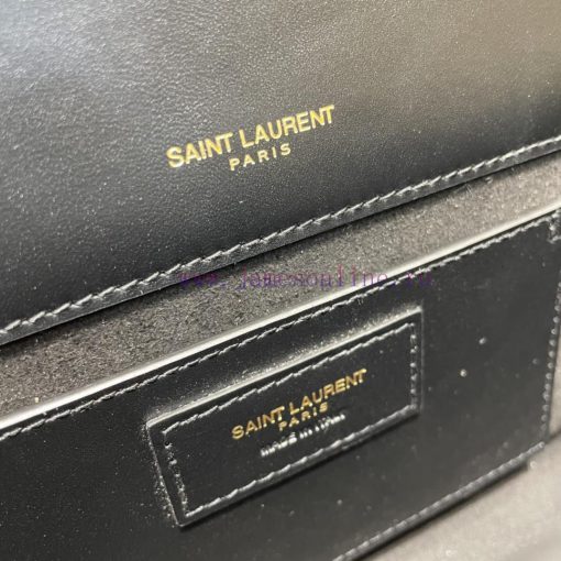 Yves Saint Laurent Bags 𝑪𝒍𝒂𝒔𝒊𝒄𝑴𝒐𝒐𝒈𝒓𝒂𝒎 _ HandbagThe classic flip style handbag features a highly representative metal xtdfar2s - Image 10