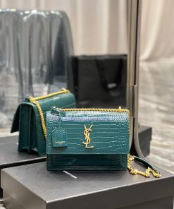 Yves Saint Laurent Bags 𝑺𝒖𝒏𝒔𝒆𝒕 𝟮𝟮𝒄𝒎Blue green gold buckleThe unbeatable classic crocodile patterned sunset bag has b jh1n0rwm