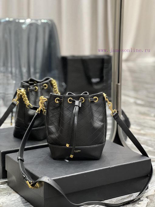 Yves Saint Laurent Bags BlackEMMANUELLE Quilted Sheepskin Bucket BagMy love for bucket bags is serious. The bag open 2r6rlwpc