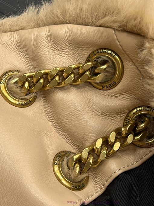 Yves Saint Laurent Bags Autumn and winter rabbit fur styles are out 🧏 ‍️Loulou Puffer launches rabbit fur with leath e3hs2bd3 - Image 9