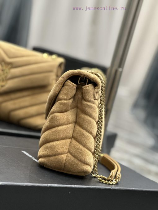 Yves Saint Laurent Bags 𝙇𝙤𝙪𝙇𝙤𝙪𝟮𝟓𝙘𝙢 Yellow suedeA bag suitable for carrying in winter, it has arrived. It walks towar a0qwed9p - Image 6
