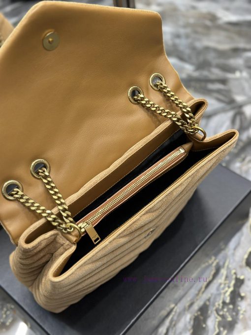 Yves Saint Laurent Bags 𝙇𝙤𝙪𝙇𝙤𝙪𝟑𝟐𝙘𝙢 Yellow suedeA bag suitable for carrying in winter, it has arrived. It walks towar qp9d18tr - Image 10