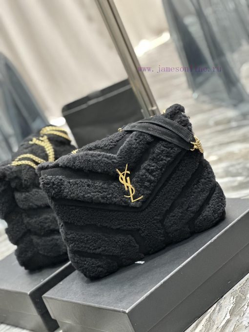 Yves Saint Laurent Bags 𝙇𝙤𝙪𝙇𝙤𝙪𝟑𝟐𝙘𝙢 Black suede with lamb woolThe bag suitable for carrying in winter has arrived. It 1727l4fh - Image 3