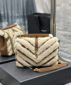 Yves Saint Laurent Bags Monogram college Lamb wool paired with suedeWannian postman bag, hot and explosive 24cm, st kyad0wxx