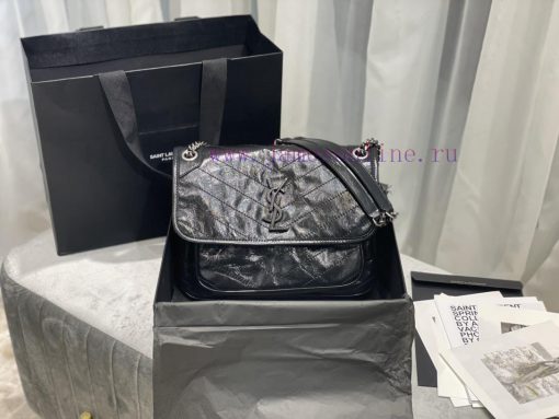 Yves Saint Laurent Bags NIKI New MediumBlackThe new Niki is more practical, adding a D-buckle on each side and an ad 31m1jxu4