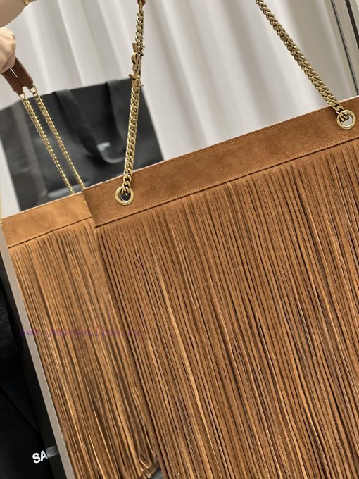 Yves Saint Laurent Bags Grace tassel HOBO bag_Exquisite and unrestrained collide in this bag - the dynamic tassel de 94nn9t0y - Image 4