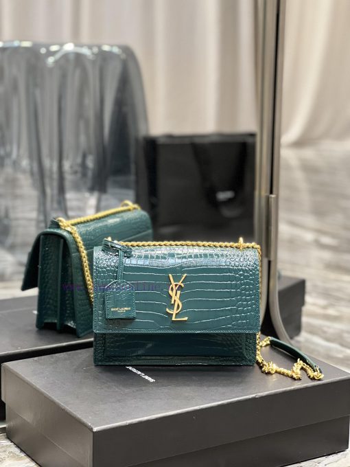 Yves Saint Laurent Bags 𝑺𝒖𝒏𝒔𝒆𝒕 𝟮𝟮𝒄𝒎Blue green gold buckleThe unbeatable classic crocodile patterned sunset bag has b 8mwty6gq - Image 2