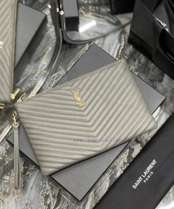 Yves Saint Laurent Bags 𝑴𝒐𝒏𝒐𝒈𝒓𝒂𝒎 Jacquard splicing file handbag, made of original calf leather satin lining, top zip kqgf95rd