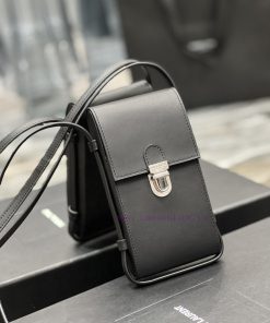 Yves Saint Laurent Bags 𝙋𝙃𝙊𝙉𝙀𝙃𝙊𝙇𝘿𝙀𝙍𝙏𝙐𝘾𝙈𝘼 phone bag𝟮𝟬𝟮𝟭 One of the popular bags is a mobile phone bag, which is hot t rcsvctmp