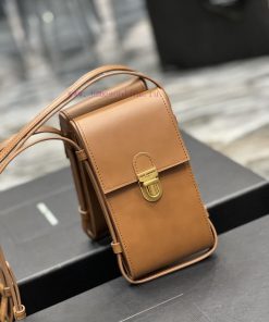 Yves Saint Laurent Bags 𝙋𝙃𝙊𝙉𝙀𝙃𝙊𝙇𝘿𝙀𝙍𝙏𝙐𝘾𝙈𝘼 phone bag𝟮𝟬𝟮𝟭 One of the popular bags is a mobile phone bag, which is hot t lrlsx6dw