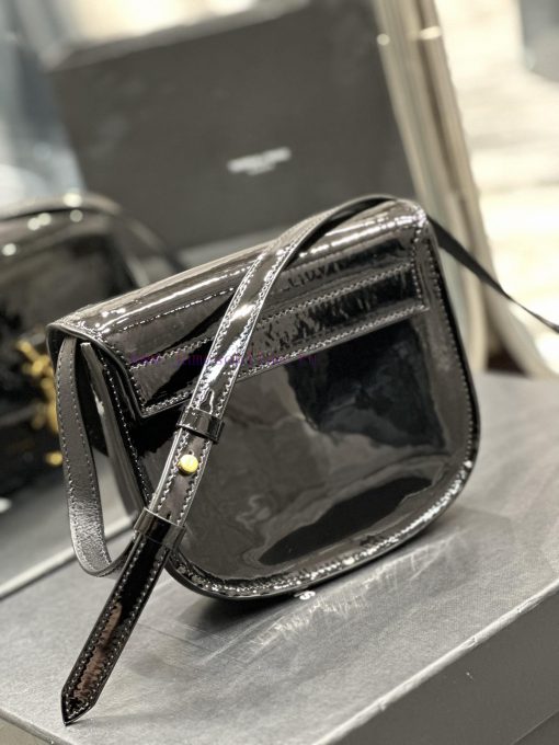 Yves Saint Laurent Bags NEW black gold buckle patent leather_Y Home launches a new saddle shaped bag 𝑲𝒂𝒊𝒂, with a ro mr5jznxq - Image 10