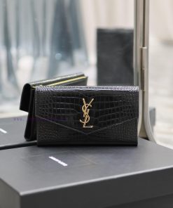 Yves Saint Laurent Bags UPTOWN_Large WalletThe classic crocodile embossed cowhide showcases its texture, with a nobl h0injtva