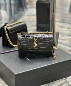 Yves Saint Laurent Bags Sunset_19cmBlack gold buckleThe unbeatable classic crocodile patterned sunset bag has been p 5azvd5i0
