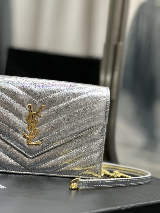 Yves Saint Laurent Bags Silver diamond patterned gold buckle_Monogram woc_19cm The WoC small envelope bag is coming y4dg7tkb - Image 4