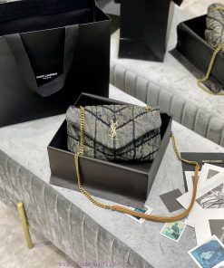 Yves Saint Laurent Bags Loulou Puffer hung up _ 23cmDon't be fooled by this series of denim bags. They have a high a cgx2vqni