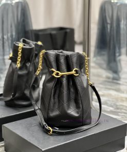Yves Saint Laurent Bags LE MAILLON's new hook and loop bucket bag is made of soft lambskin, which is versatile and p zuf6609t