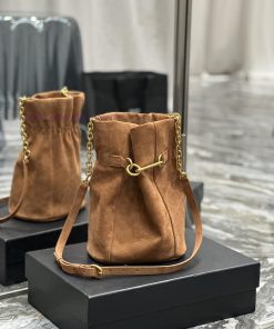 Yves Saint Laurent Bags LE MAILLON's new hook and loop bucket bag is made of Italian gold buckle suede, which is ver 26arta52