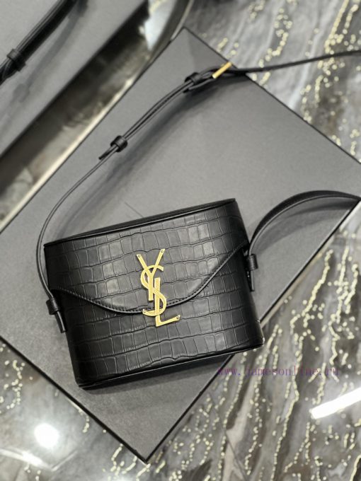 Yves Saint Laurent Bags JUNE Box Bag - Black Crocodile Pattern with Gold BuckleAdopting a front flip cover and a sha lofithgk - Image 8