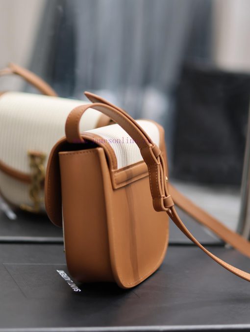 Yves Saint Laurent Bags Y Home launches a new saddle shaped bag kaia, with a round and compact appearance that is si an6p0m4n - Image 5
