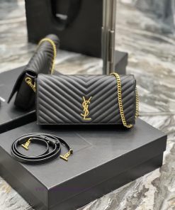 Yves Saint Laurent Bags ◽ 𝑲𝒂𝒕𝒆 ⁹⁹  ◽When it comes to the hottest bags of the past two years, there must be a name f nni1n1dc