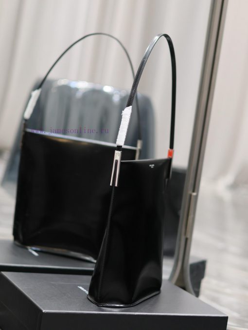 Yves Saint Laurent Bags SUZANNE_ Underarm bagThe concise and smooth lines, glossy leather texture, and elegant inter ady4q0z0 - Image 5