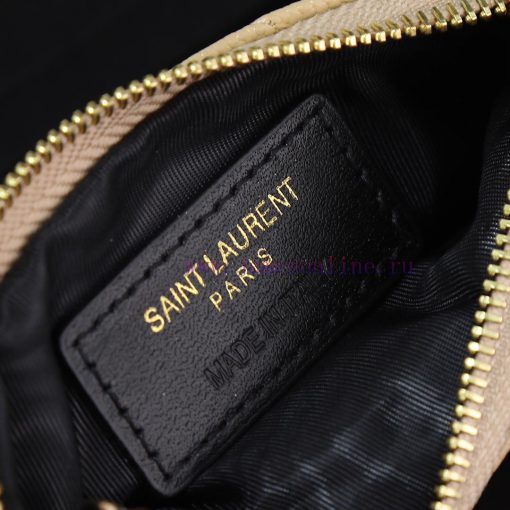 Yves Saint Laurent Bags The first key bag in the YSL series, featuring a V-shaped chain bag and a key ring with exqu z892lw7l - Image 9