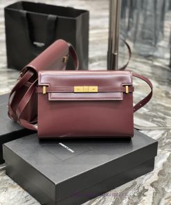 Yves Saint Laurent Bags 𝑴𝒂𝒏𝒉𝒂𝒕𝒕𝒖 Wine red_The latest revision of the Manhattan baguette bag features a full leather kv7ukj59